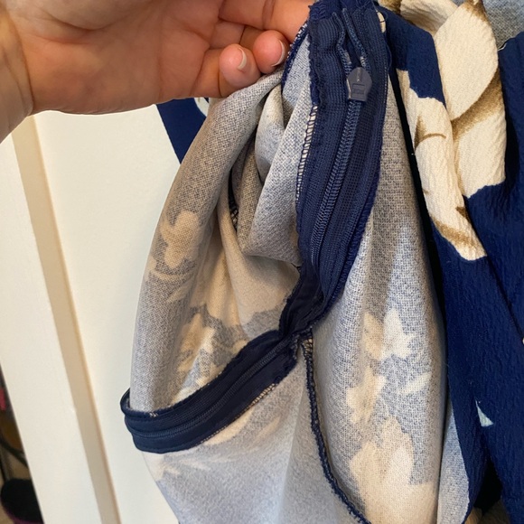 Floral V-Neck Blouse - Blue and Cream - Picture 8 of 9